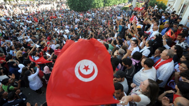 النهضة التونسية تدعو لمظاهرات تضع حدا لانقلاب سعيد